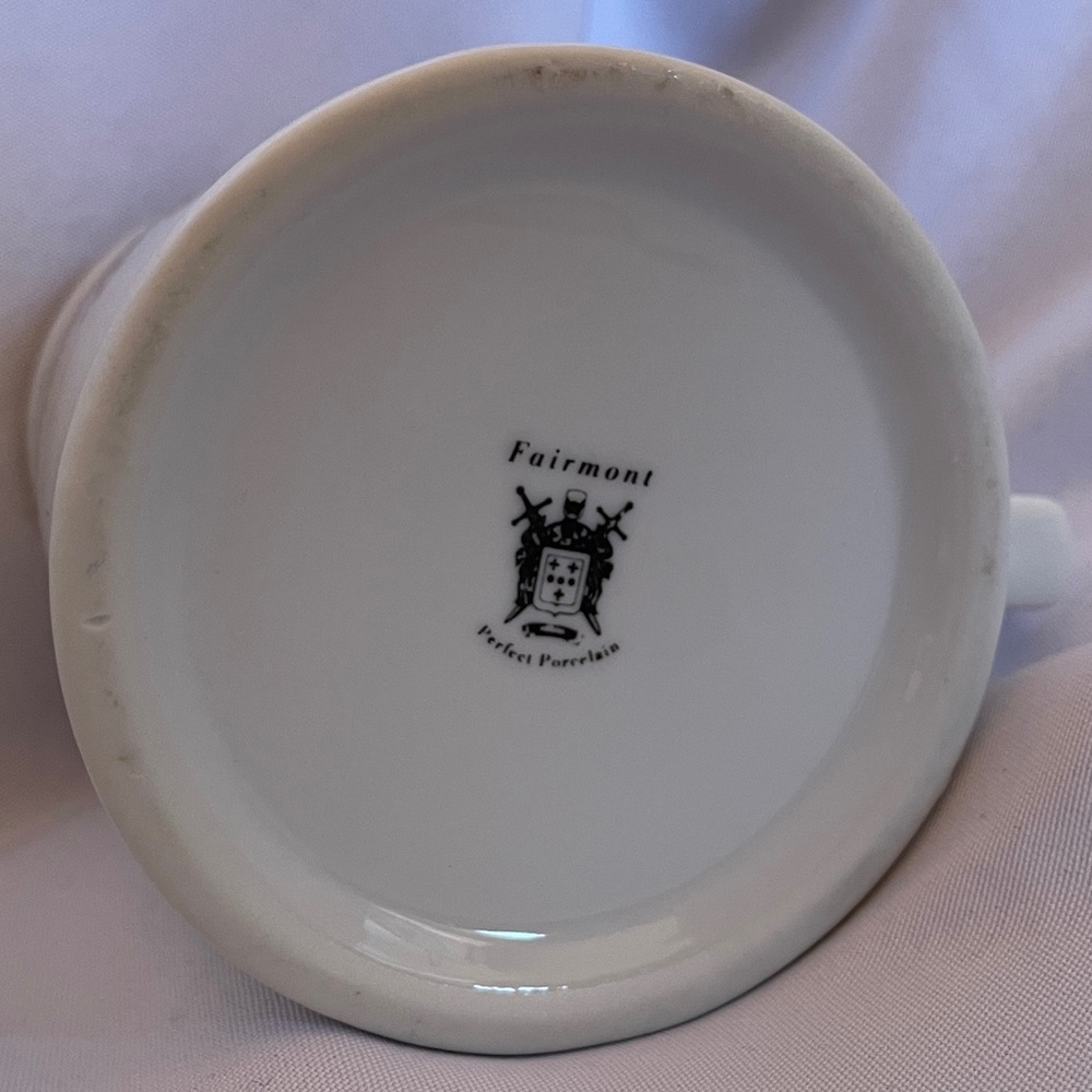 Vintage Fairmont Perfect Porcelain Mugs - Picture 5 of 8